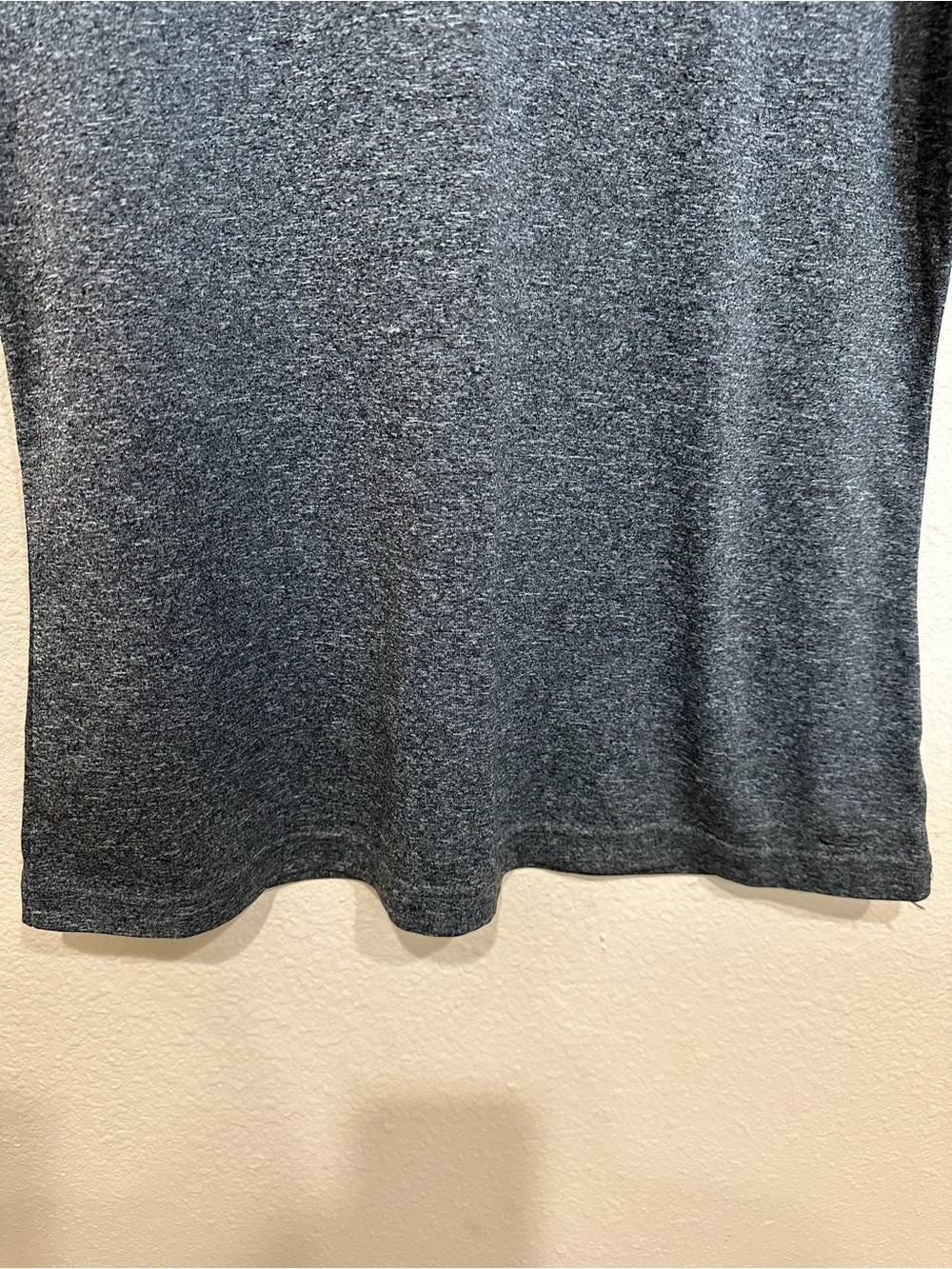 Women’s CHAMPION Exercise Crewneck Tees in Charcoal/Light Blue/Dusty Pink—M - Picture 14 of 16